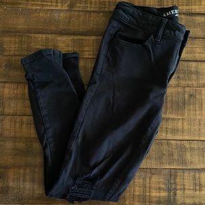 Black AE distressed jeggings